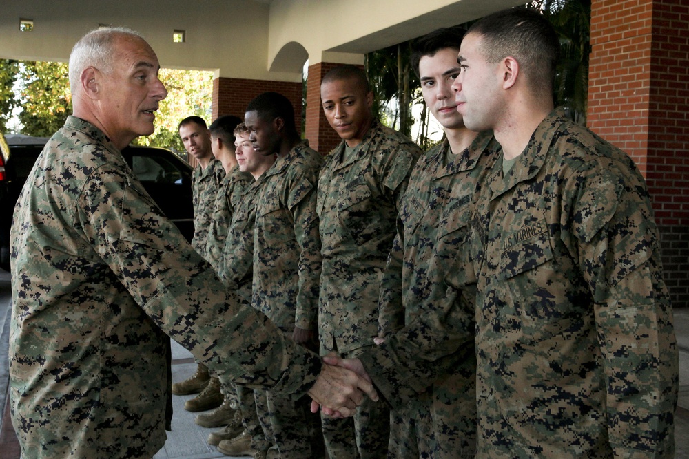 Gen. Kelly visits El Salvador