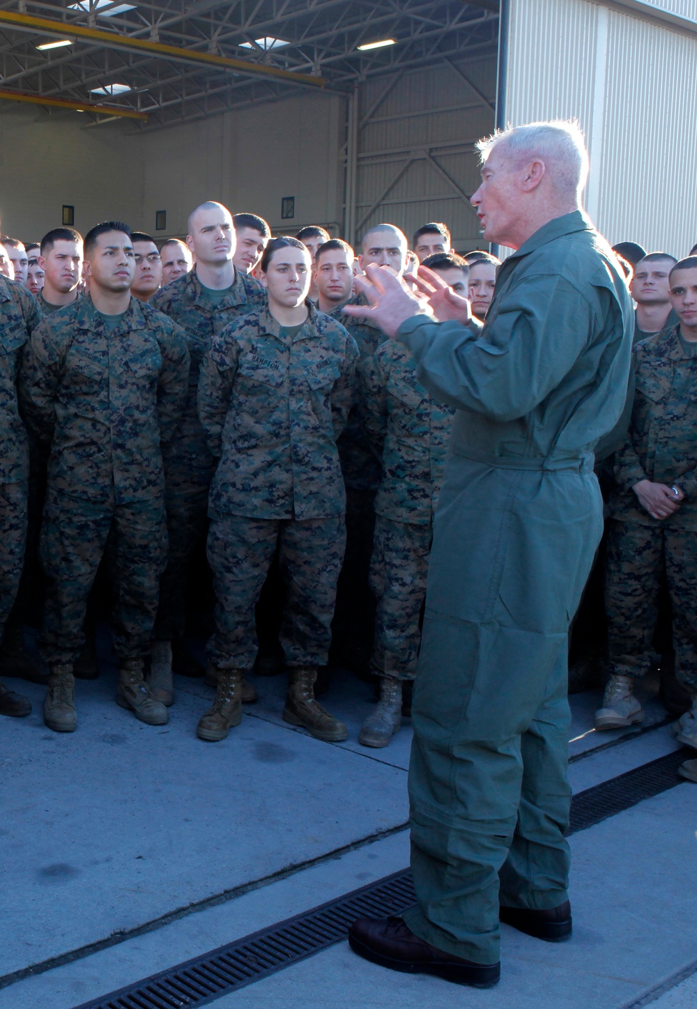 'Gunfighters' go in for kill with I MEF CG