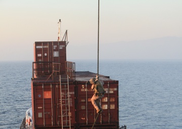 MARSOC conducts VBSS training with 160th SOAR