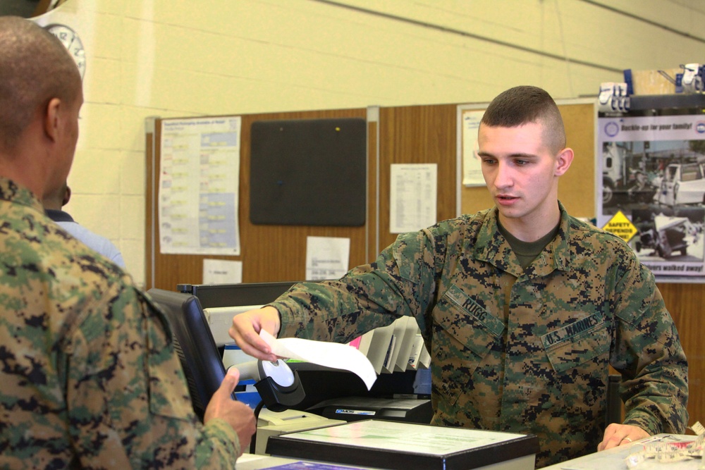 New post office computers aid Marines, civilians