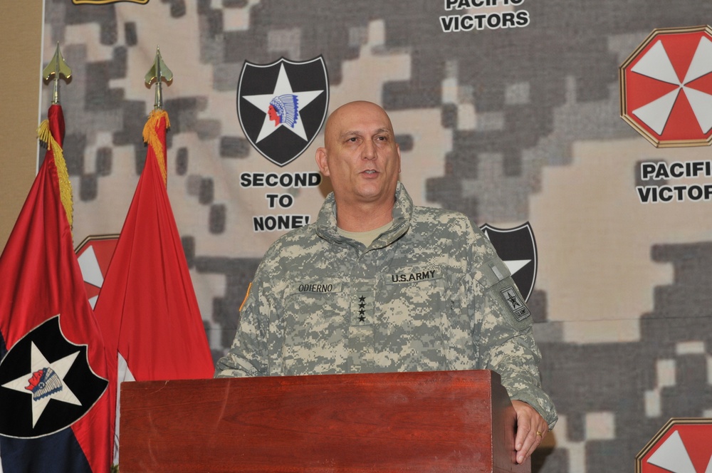 Army's top general visit the 2nd Infantry Division