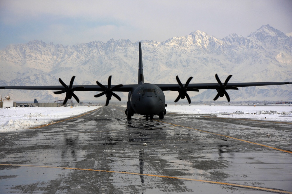 C130 Hercules landing