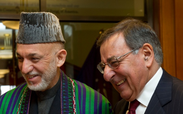 Secretary of defense meets with Afghan president