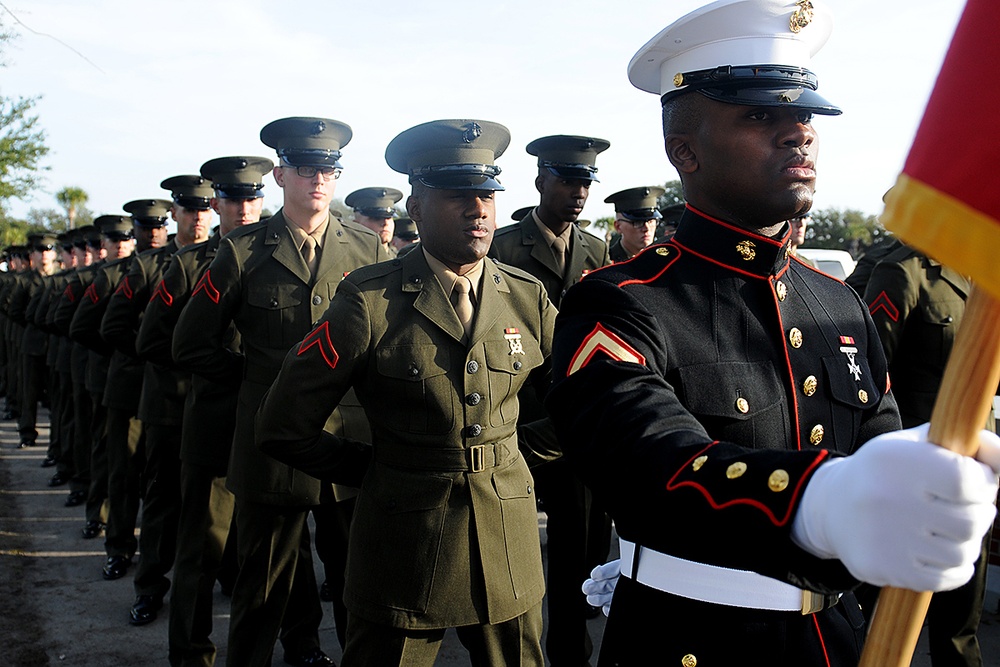 Pembroke Pines, Fla., Marine graduates as platoon honor graduate