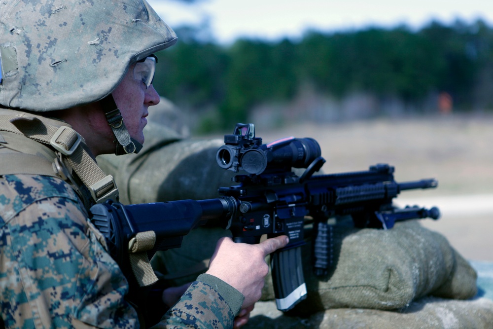 DVIDS - News - Infantry students get hands-on with Corps’ new automatic ...