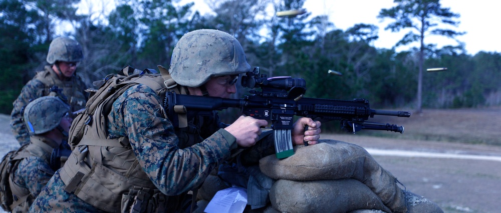 Infantry students get hands-on with Corps' new automatic weapon