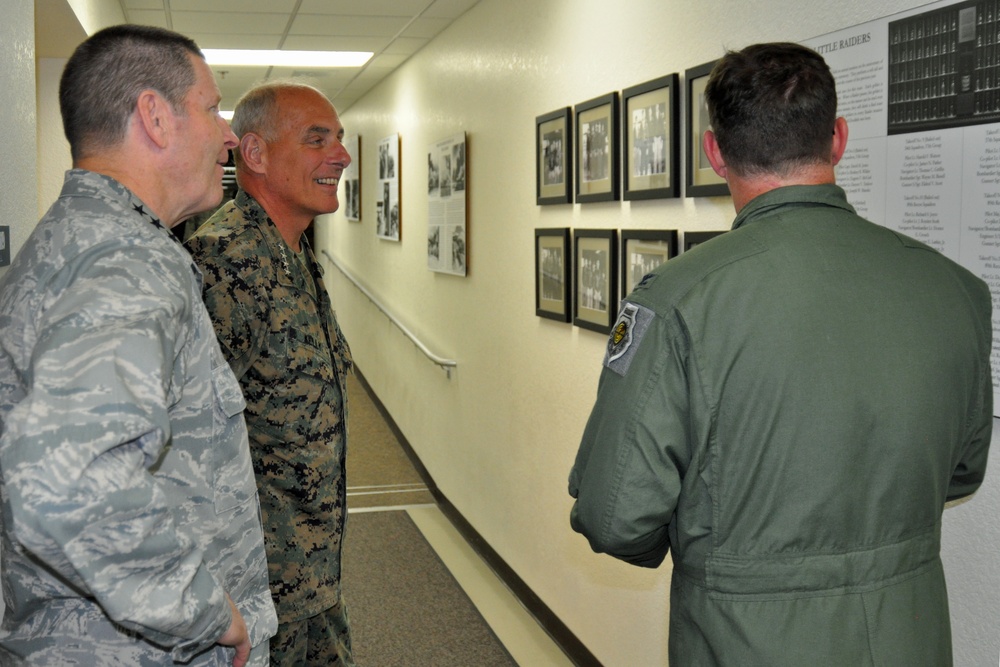 SOUTHCOM commander visits 12th Air Force (Air Forces Southern)