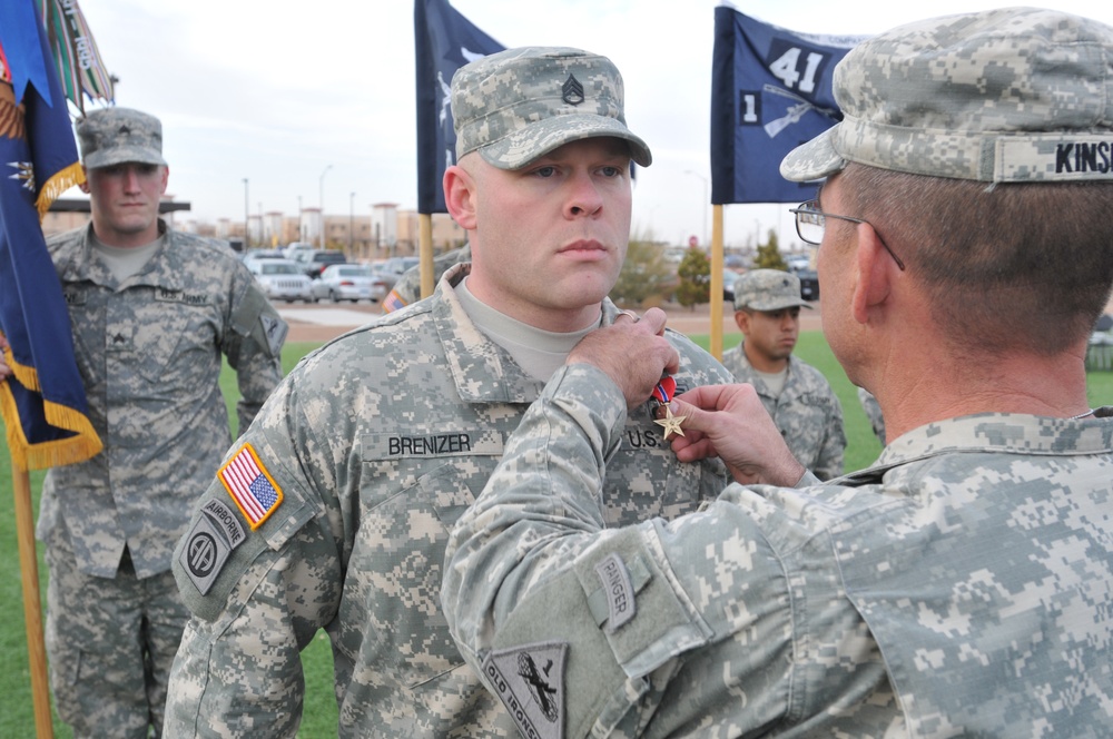 Staff Sgt. Robert Brenizer receives Bronze Star