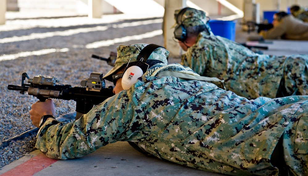 Fleet Combat Camera Pacific weapons qualification