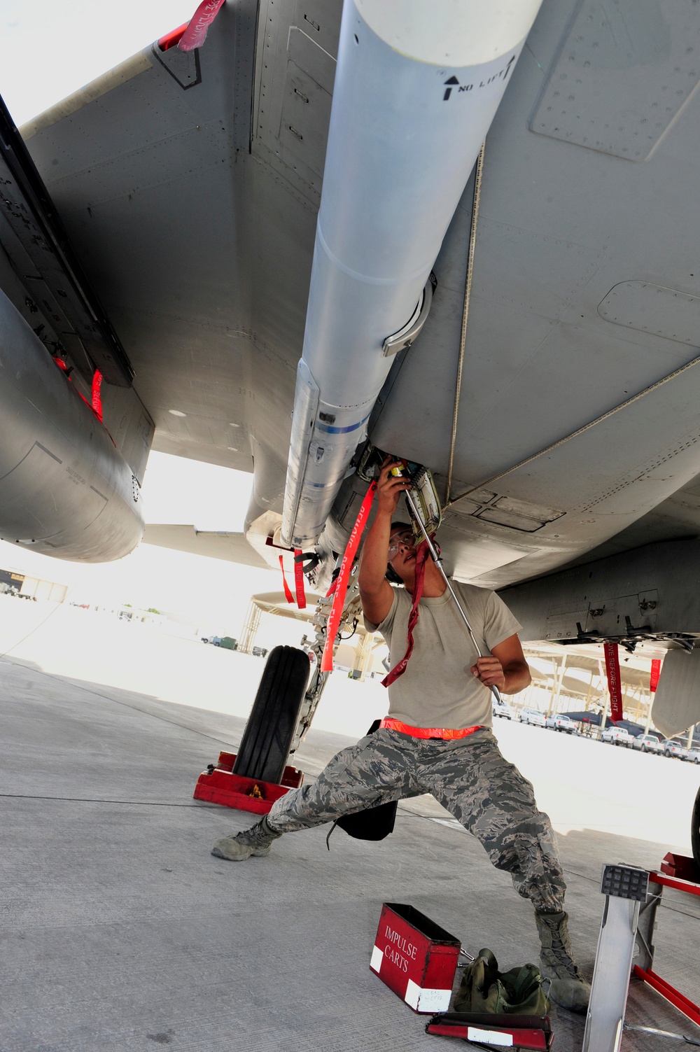 380th AEW weapons loading competition