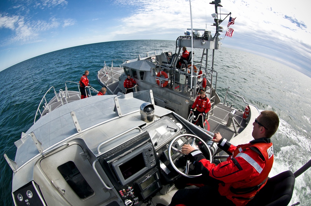 Coast Guard conducts towing drills near Barnegat Light