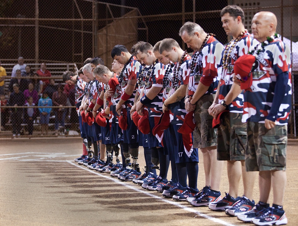 Wounded Warrior Amputee Softball Team dominates competition in Hawaii