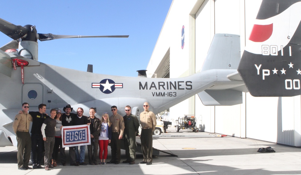 'Clone Wars' cast visit VMM-163, Miramar