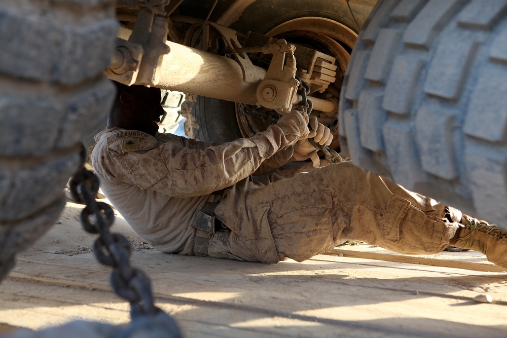 CLR-2 and CLB-2 conduct Combat Logistics Patrol