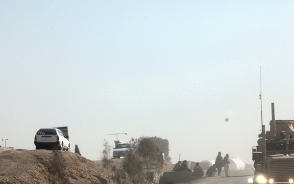 CLR-2 and CLB-2 conduct Combat Logistics Patrol