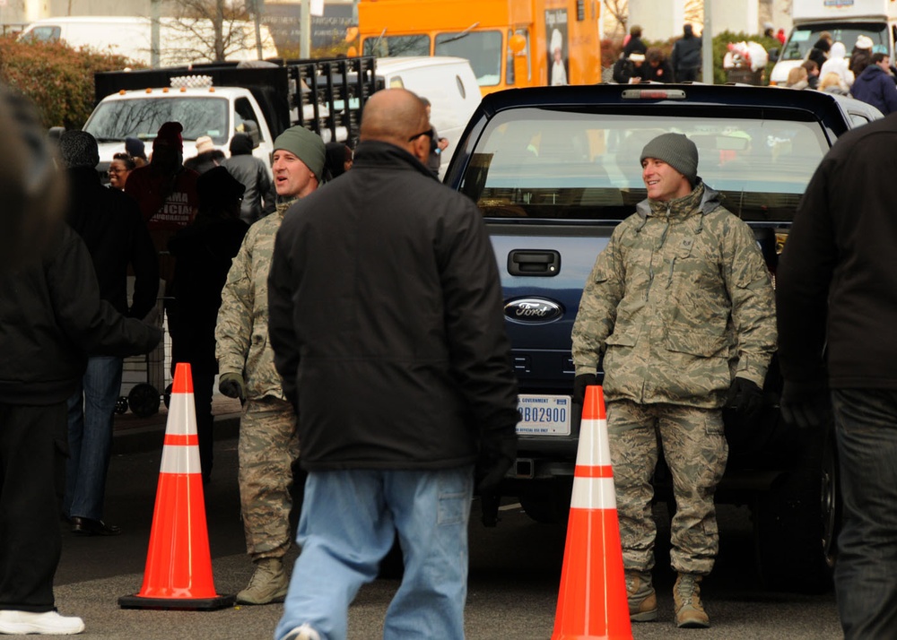 National Guard members assist local agencies with crowd control, direction during 2013 Presidential Inauguration