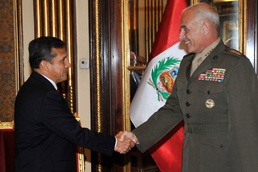 Kelly meets with Peruvian leaders in Lima