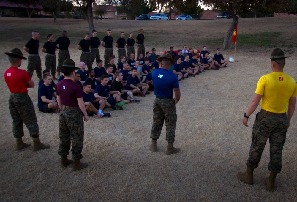 Marine Corps drill instructors bring boot camp to future Phoenix Marines