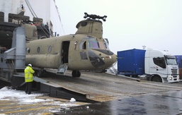 21st TSC assists in in helicopter offload at Belgian port