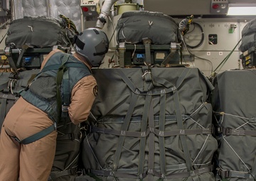 Preparing the cargo area