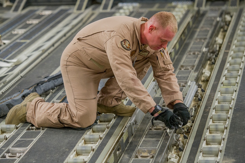 Preparing the cargo area