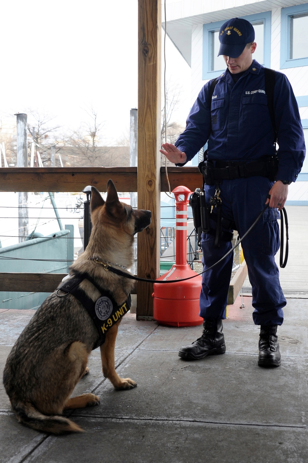 Coast Guard K-9 unit conducts security sweep for inauguration