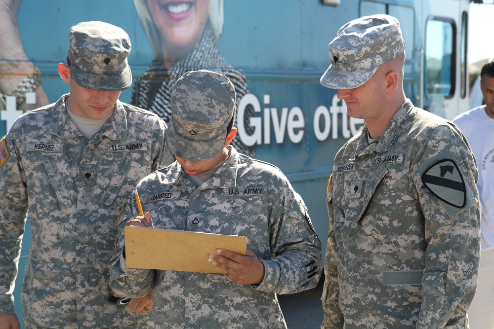 4th ARB soldiers, Trimmier Elementary School host 2nd annual blood drive