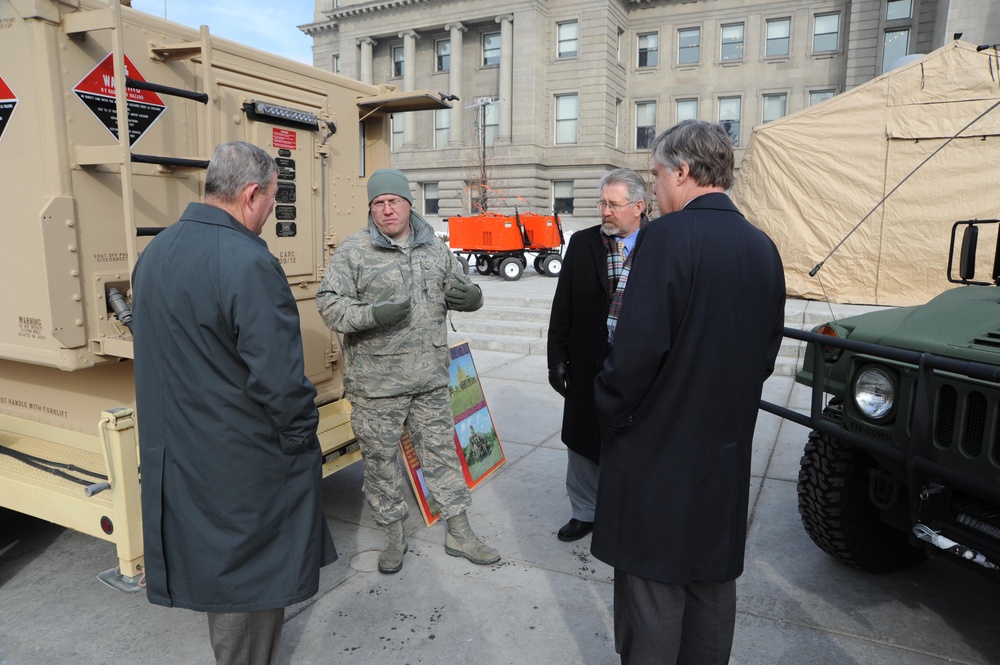 Idaho National Guard displays equipment for legislators