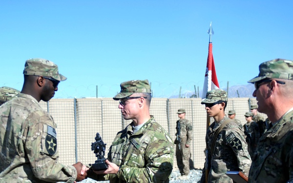 Bravo Troop, 2-1CAV receives the Draper Armor Leadership Award