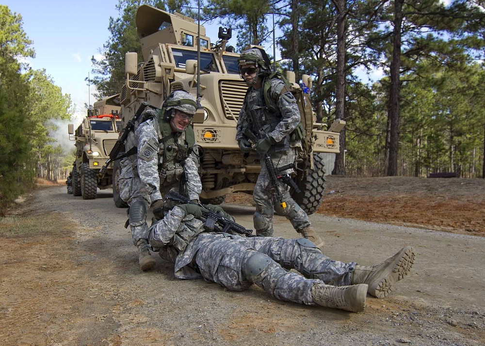 'Maintaineers' roll through OEF deployment training