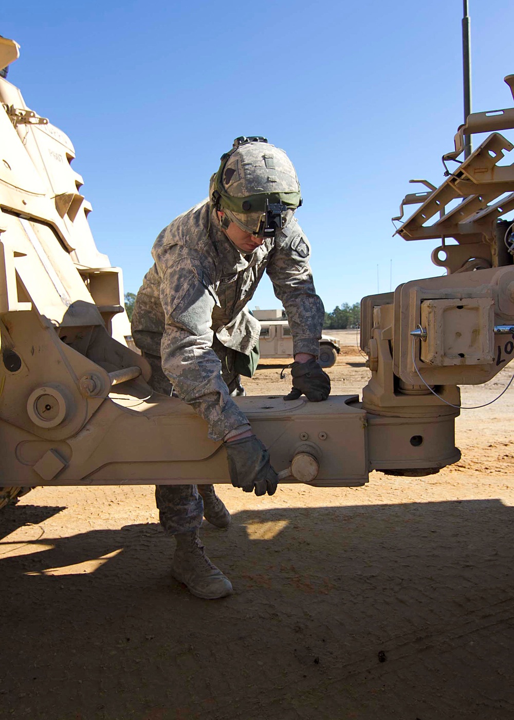 801st BSB conducts vehicle recovery exercise at JRTC