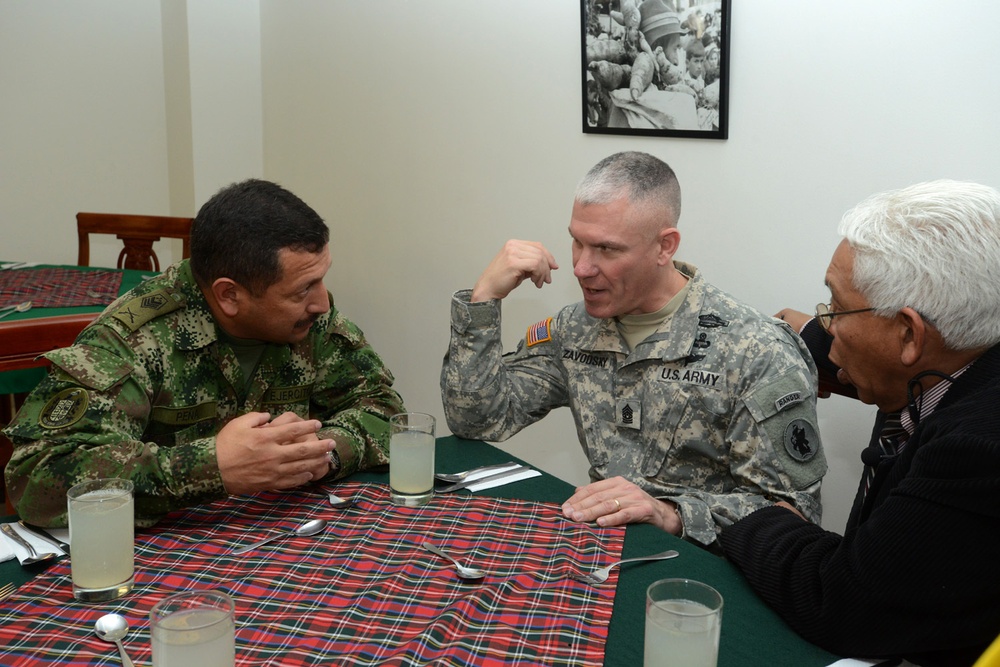 Army South commander, Colombian army leaders reinforce strong bonds