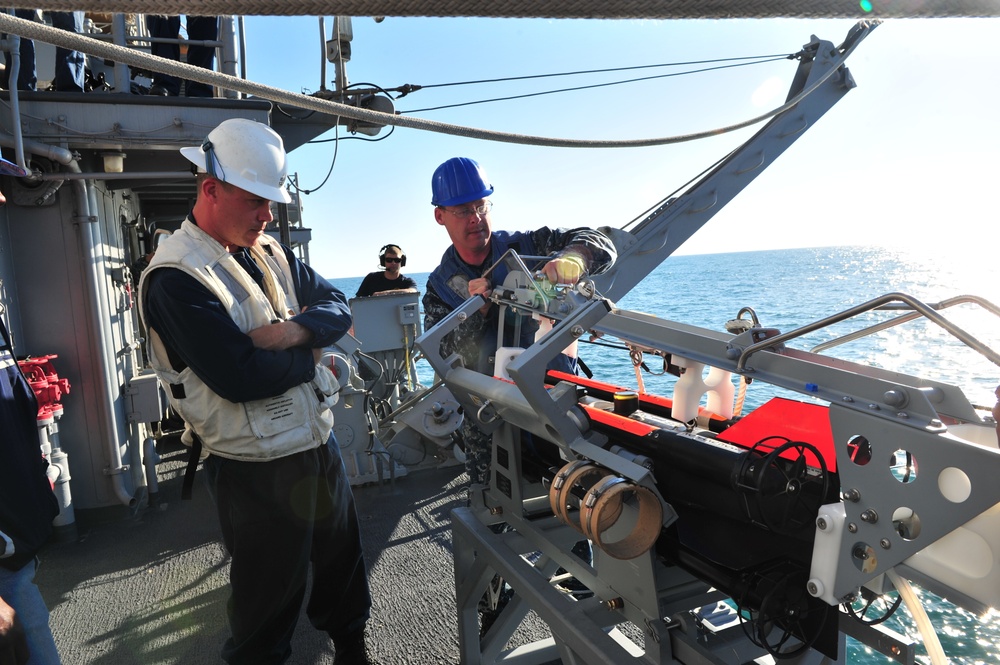 Mine countermeasure training operations