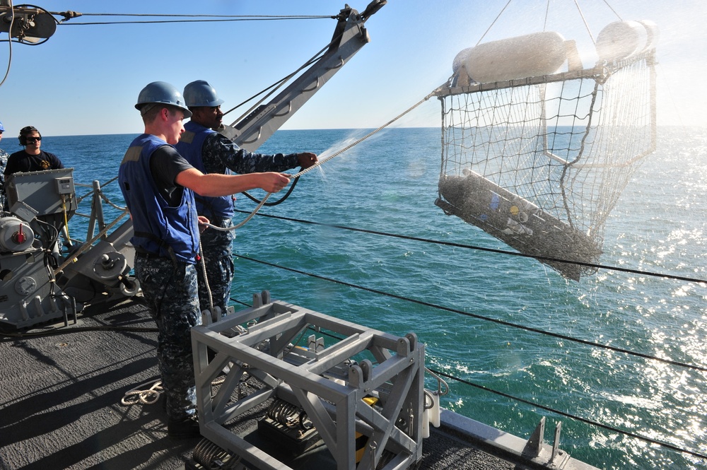 Mine countermeasure training operations