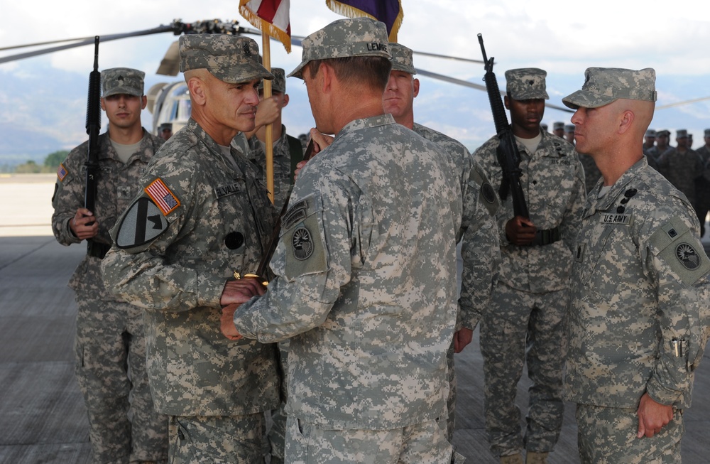 JTF-Bravo gets new command sergeant major