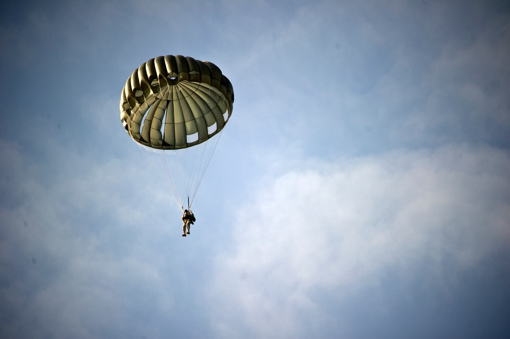 7th Special Forces Group (Airborne) airborne operation