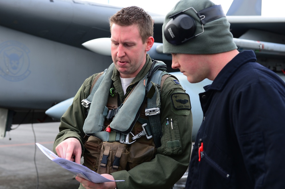 Eagle pilot upgrades to NATO mission commander