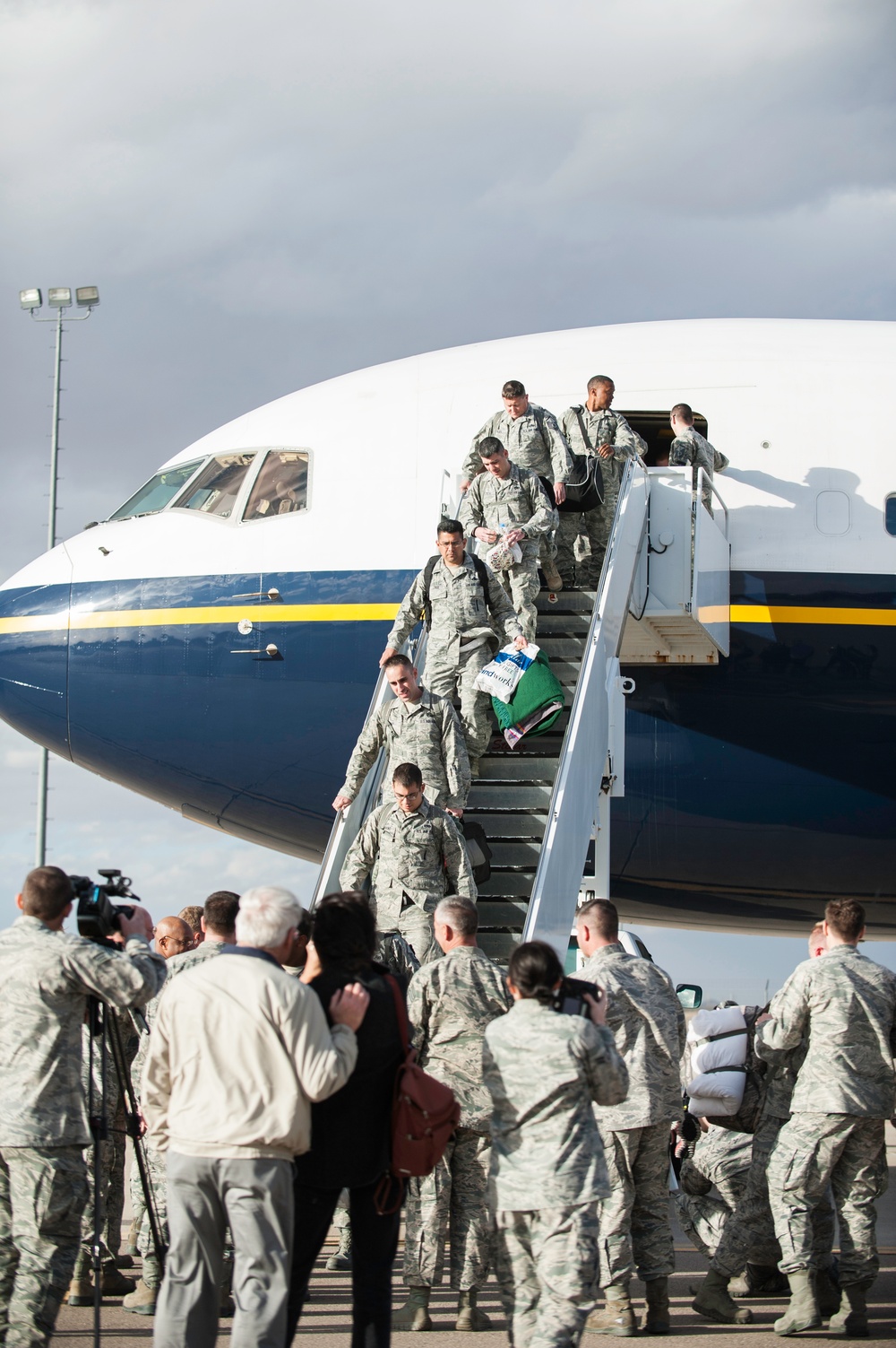 Raptors return to Holloman