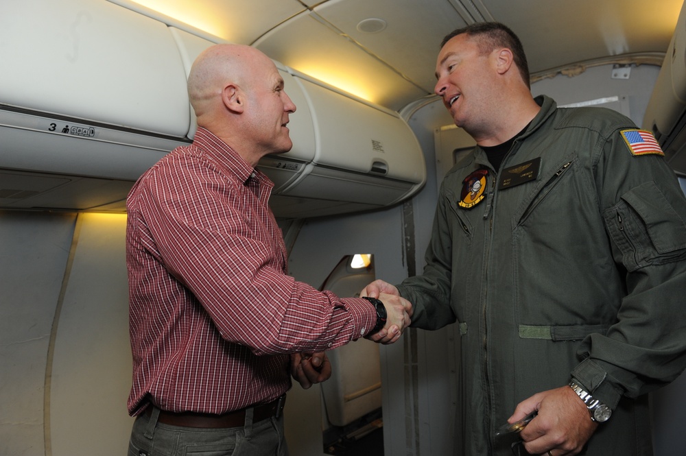 Sergeant major of the Marine Corps visits Hawaii Marines