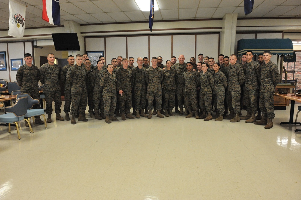 Sergeant major of the Marine Corps visits Hawaii Marines