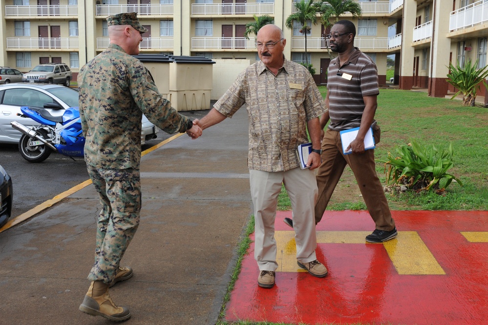 Sergeant major of the Marine Corps visits Hawaii Marines