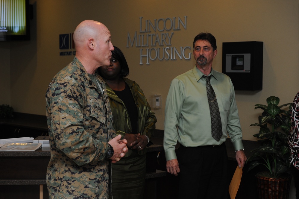 Sergeant major of the Marine Corps visits Camp Pendleton