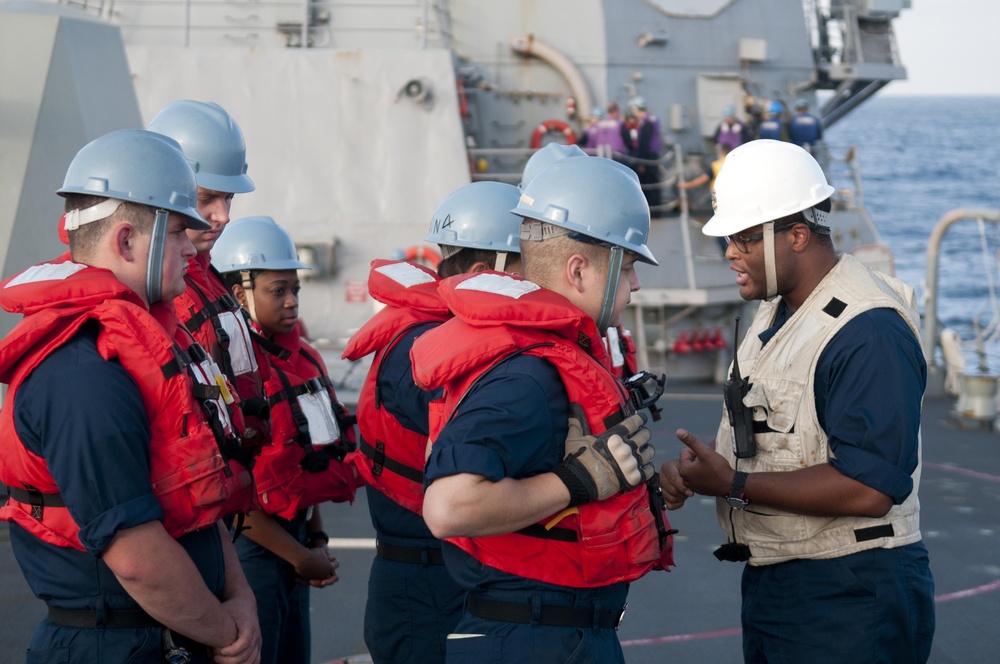 USS Mustin operations