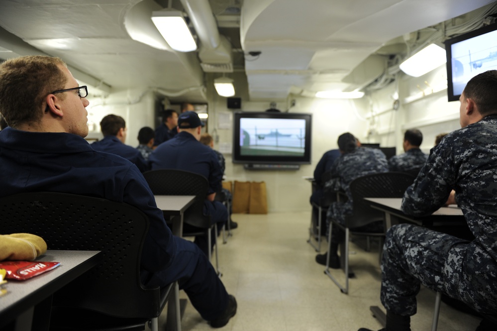 George H W Bush training and carrier qualifications