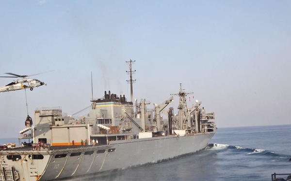 15th MEU Resupply at-sea on USS Rushmore