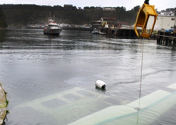 Corps debris, dive teams remove sunken ship, keep Noyo Harbor open