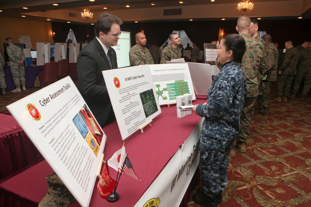 Marines, allies develop future communications