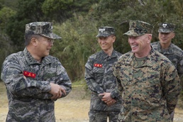 ROK Marine leader visits