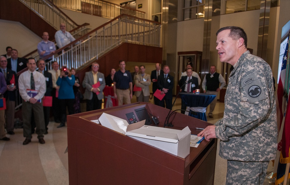 NC defense business leaders visit USARC