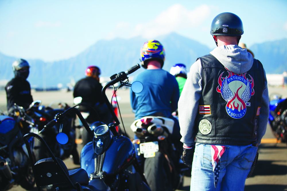 Track Day: Motorcyclists tear up some asphalt on MCB Hawaii